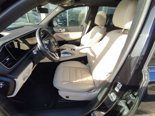 Mercedes-Benz GLE AMG 400 D 4 MATIC  330k 7 MÍST