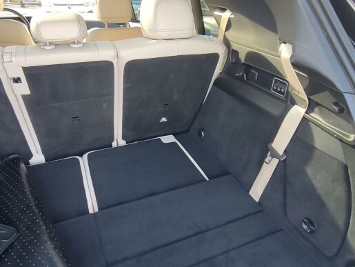 Mercedes-Benz GLE AMG 400 D 4 MATIC  330k 7 MÍST