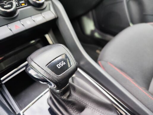 Škoda Karoq 1.5 TSI/110kW Ambition PlusDSG