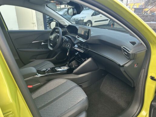 Peugeot 208 ALLURE Elektromotor 100 kW/136