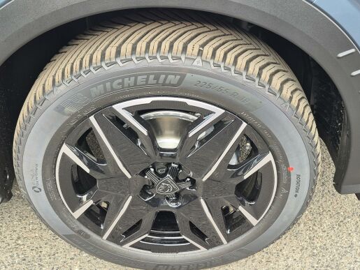 Peugeot 3008 GT Hybrid 136 e-DCS6