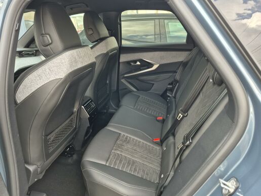 Peugeot 3008 GT Hybrid 136 e-DCS6