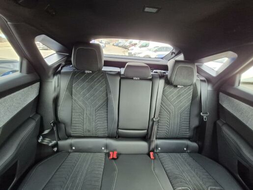Peugeot 3008 GT Hybrid 136 e-DCS6