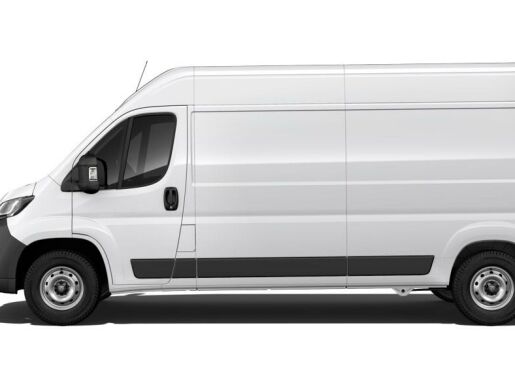 Peugeot Boxer 3300 L3H2 BlueHDi 140k MAN6