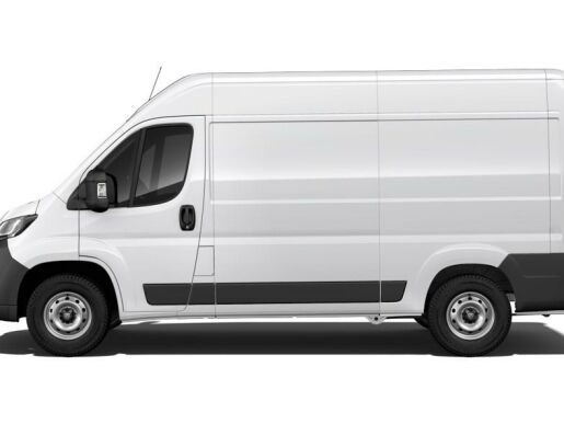 Peugeot Boxer 3300 L3H2 BlueHDi 140k MAN6