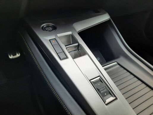 Peugeot 408 GT 1,2PT 130k EAT8 TOP
