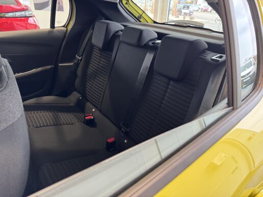 Peugeot 208 STYLE, 100 koní, výhřev sedadel