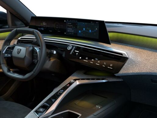 Peugeot 5008 GT Elektromotor 170 kW / 230 k