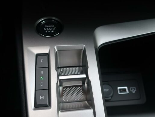 Peugeot 408 Allure hybrid 136e - DCS6