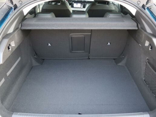 Peugeot 408 Allure hybrid 136e - DCS6