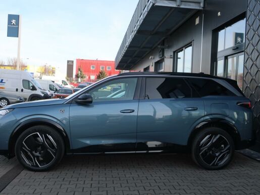 Peugeot 5008 GT Elektromotor 157kW/210k 73