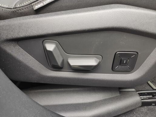 Peugeot 3008 GT 136k AUT HYBRID ALCANTARA