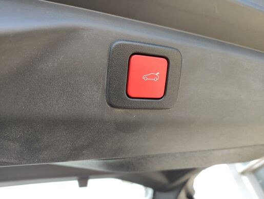 Peugeot 3008 GT 136k AUT HYBRID ALCANTARA
