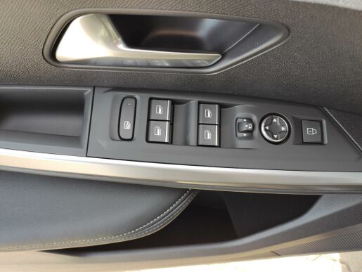 Peugeot 3008 GT 136k AUT HYBRID ALCANTARA