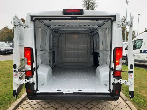 Peugeot Boxer FG 3300 L2H1 BHDi 120k M6