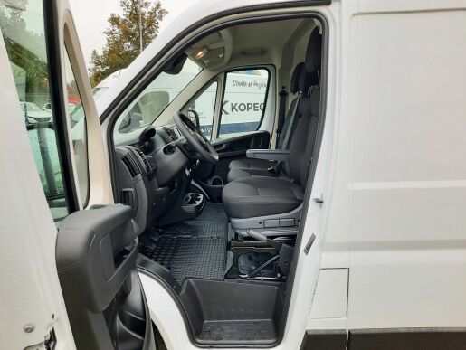 Peugeot Boxer FG 3300 L2H1 BHDi 120k M6