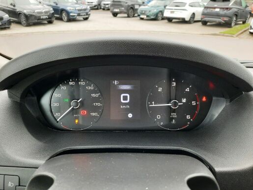 Peugeot Boxer FG 3300 L2H1 BHDi 120k M6