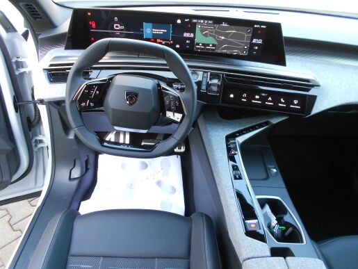 Peugeot 3008 GT Hybrid 136 e-DCS6