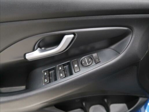 Hyundai i30 1,0 T-GDI 120  Club Fastback