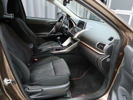 Mitsubishi Eclipse Cross 1,5 INVITE  TURBO