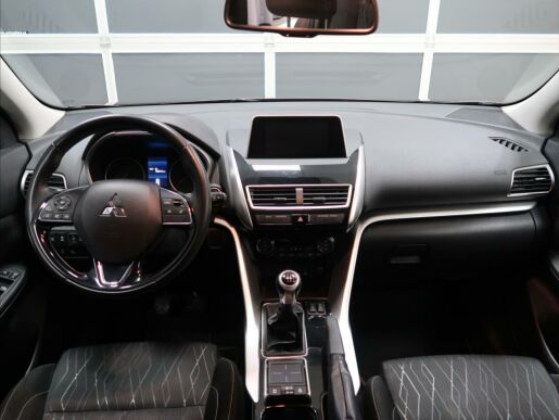 Mitsubishi Eclipse Cross 1,5 INVITE  TURBO