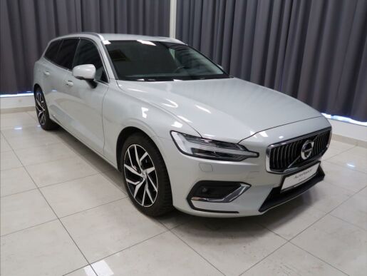 Volvo V60 2,0 D4  Momentum AUT