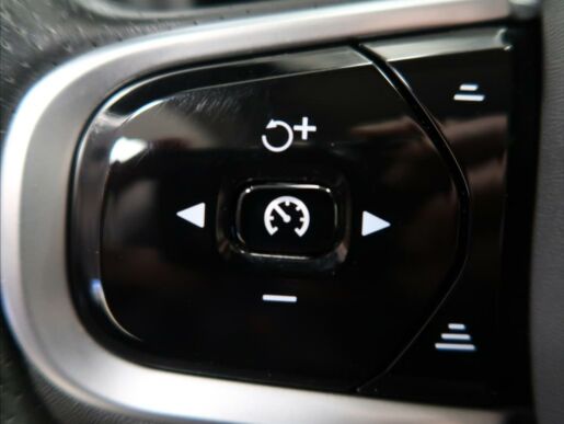 Volvo V60 2,0 D4  Momentum AUT