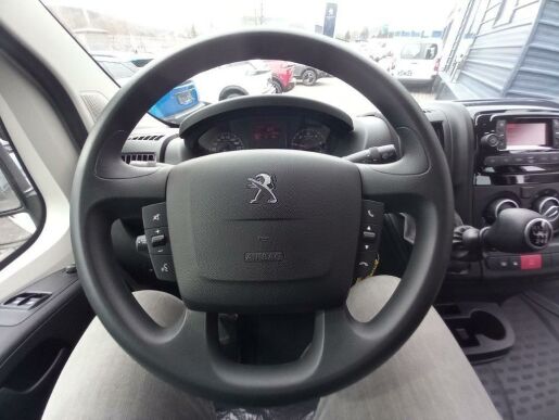 Peugeot Boxer Valník dvoukabina L3 7 let zár