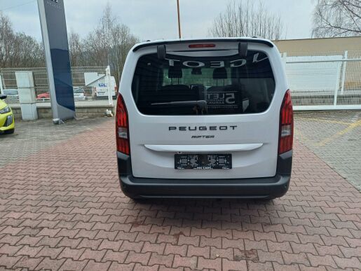 Peugeot Rifter ALLURE 1.5 BlueHDi 7 let zár.