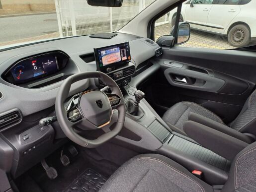 Peugeot Rifter ALLURE 1.5 BlueHDi 7 let zár.