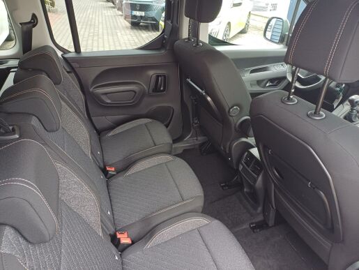 Peugeot Rifter ALLURE 1.5 BlueHDi 7 let zár.