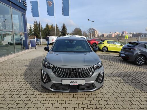 Peugeot 2008 ALLURE 1.2 136k HY AUTOMAT