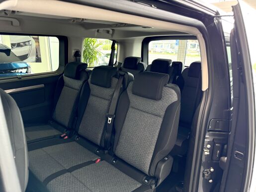 Peugeot Traveller Active L2 2.0HDi 180k, 8 míst