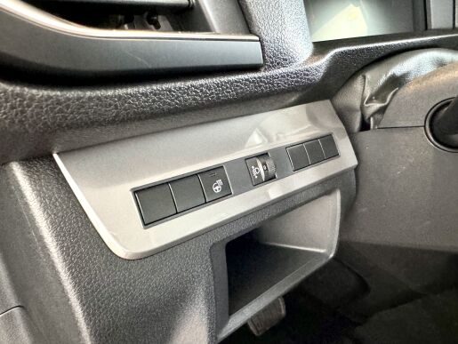 Peugeot Traveller Active L2 2.0HDi 180k, 8 míst