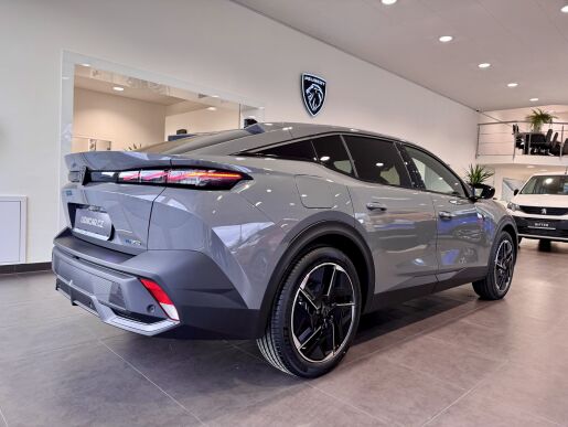 Peugeot 408 GT Hybrid, Visiopark 3, Panorama