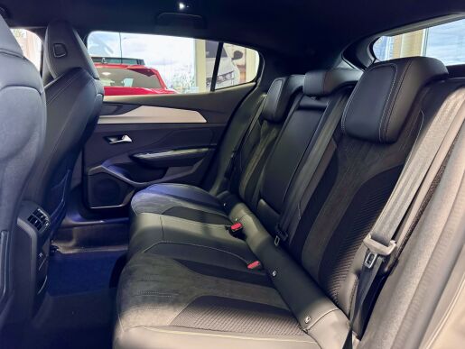 Peugeot 408 GT Hybrid, Visiopark 3, Panorama