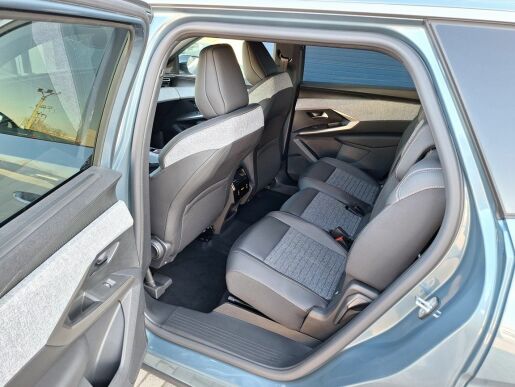 Peugeot 5008 ALLURE Hybrid 136 e-DCS6