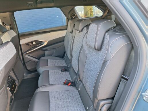 Peugeot 5008 ALLURE Hybrid 136 e-DCS6