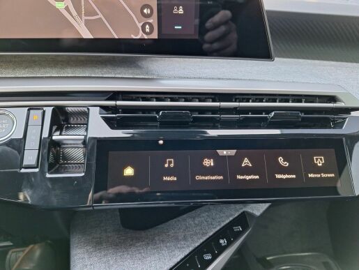 Peugeot 5008 ALLURE Hybrid 136 e-DCS6