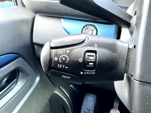 Peugeot Traveller L3, 2.0HDi, 8 míst, Tažné
