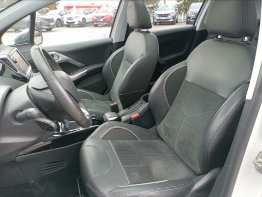 Peugeot 2008 Crossway 1.2 PureTech 110k EAT6