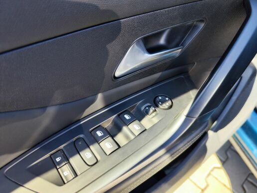 Peugeot 408 1.2 Puretech/96kW ALLURE PACK