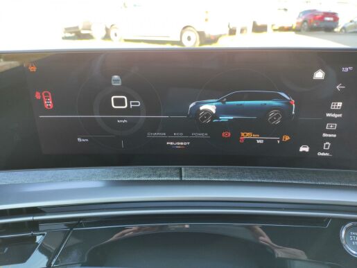 Peugeot 5008 ALLURE Hybrid 136 e-AUT6 NAVI