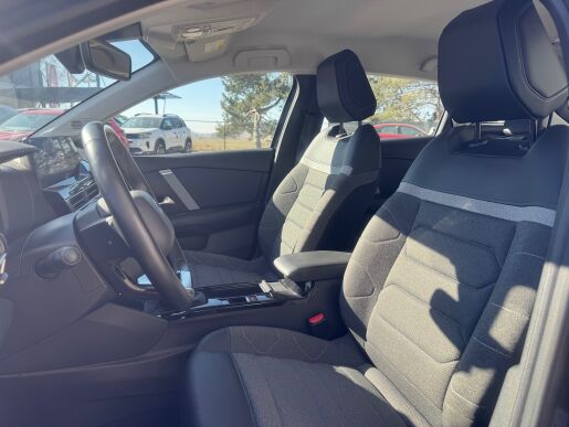 Citroën C4 Feel Pack 1.2 PureTech 130k MAN6 Předváděcí 06/2021