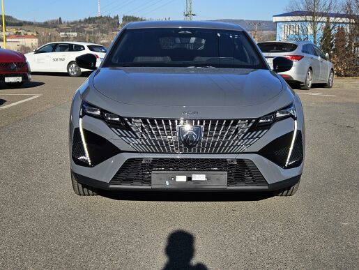 Peugeot 408 GT Hybrid 145 e-DCS6