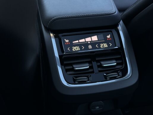 Volvo S60 B5 AWD ULTIMATE VENT B&W +KOLA