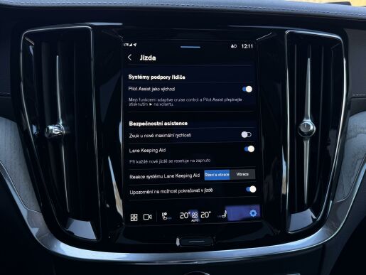 Volvo S60 B5 AWD ULTIMATE VENT B&W +KOLA