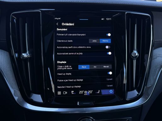 Volvo S60 B5 AWD ULTIMATE VENT B&W +KOLA