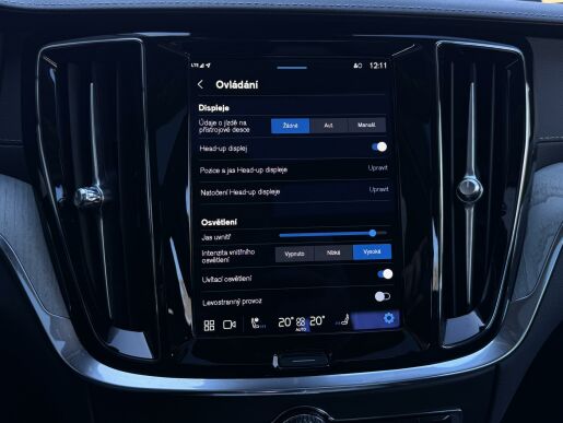 Volvo S60 B5 AWD ULTIMATE VENT B&W +KOLA