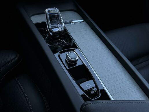 Volvo S60 B5 AWD ULTIMATE VENT B&W +KOLA